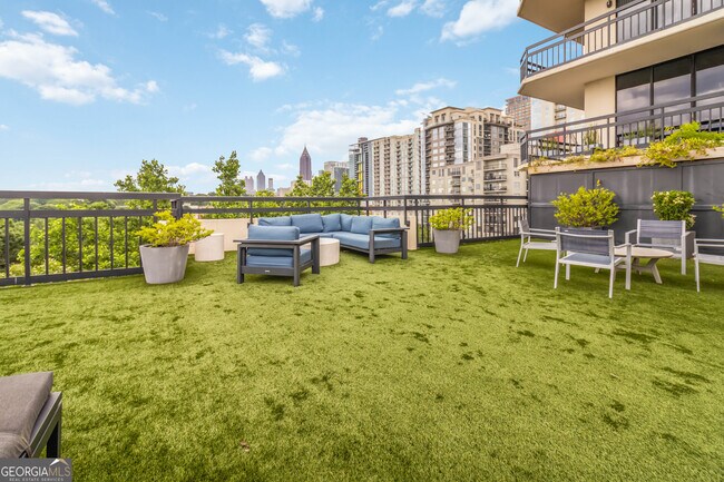 Building Photo - 1130 Piedmont Ave NE