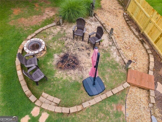 Building Photo - 638 Oberlochen Way