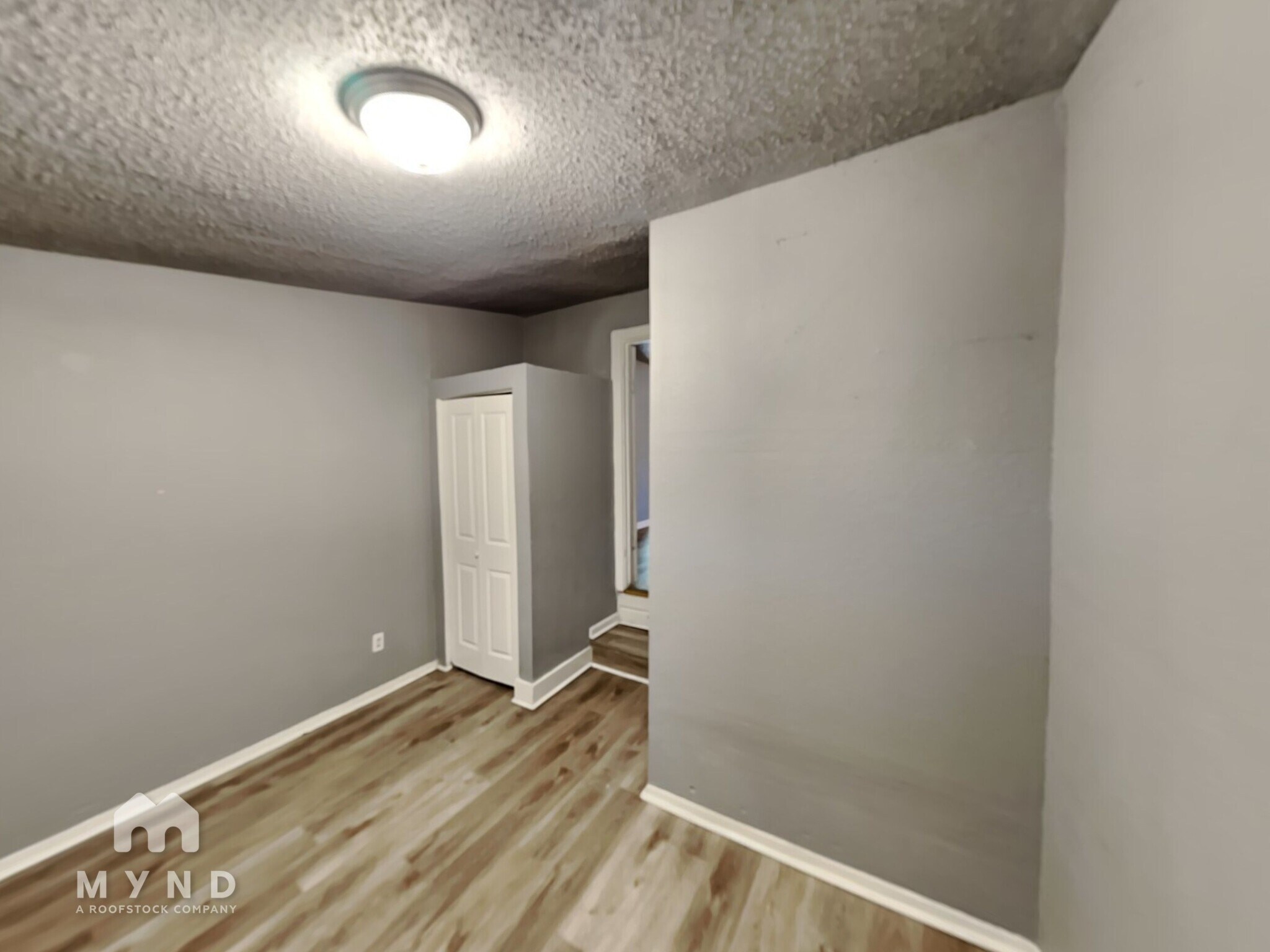 Building Photo - 1805 Trenton Dr