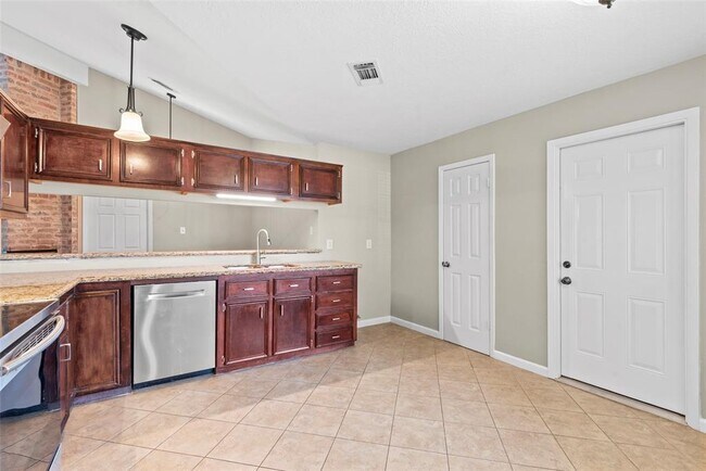 Building Photo - 4702 Owens Creek Ln