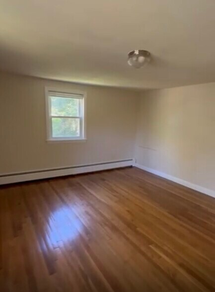 Building Photo - 57 Maynard Rd