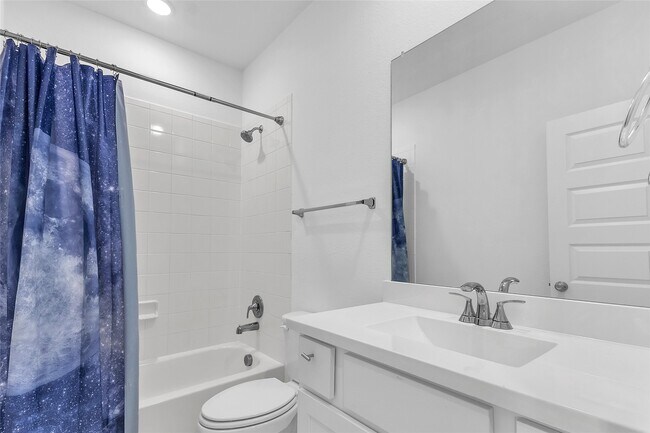 Building Photo - 1805 Everglades Dr