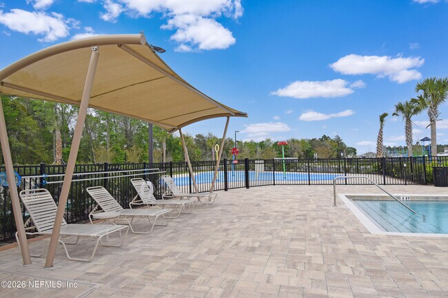 Building Photo - 3733 Shiner Dr