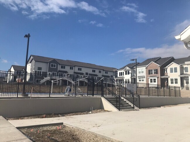 Building Photo - 3600 W 1700 N