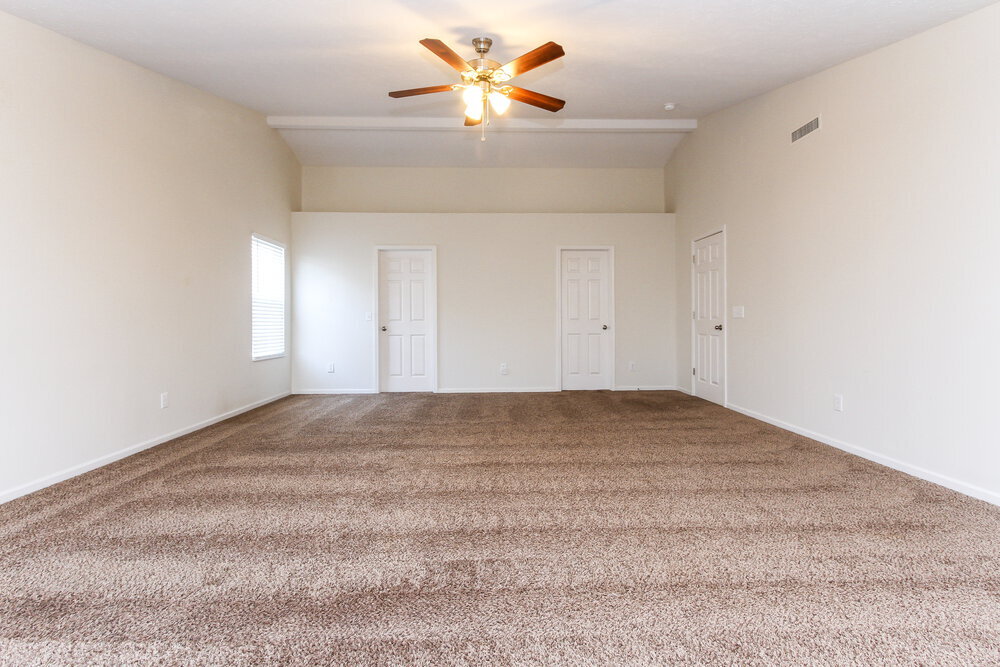 Building Photo - 10783 Standish Pl