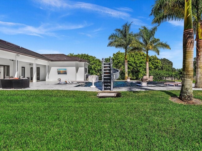 Building Photo - 6122 SW 173rd Way