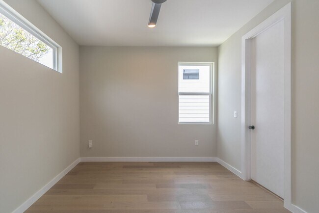 Building Photo - 7507 Bethune Ave