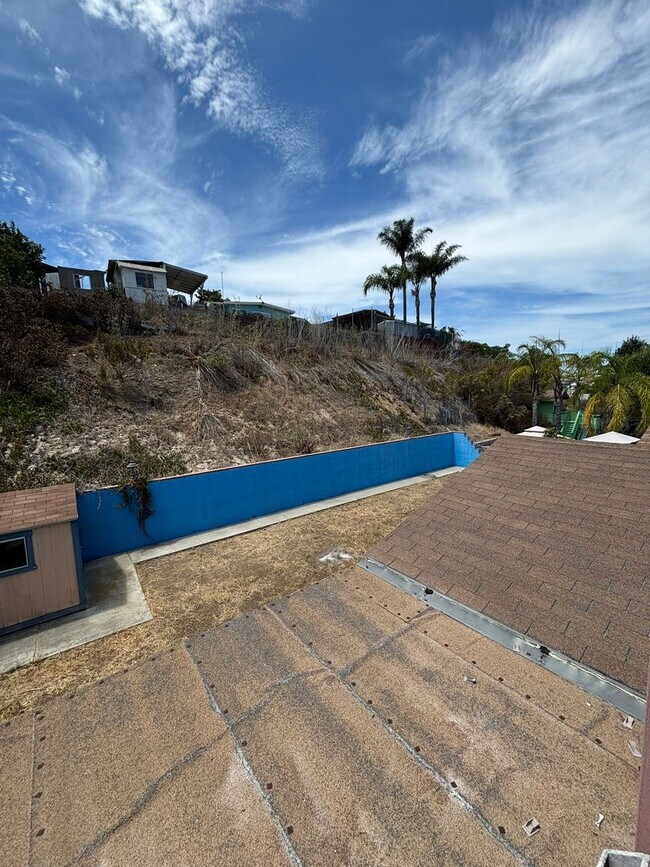 Building Photo - 4122 Aragon Dr