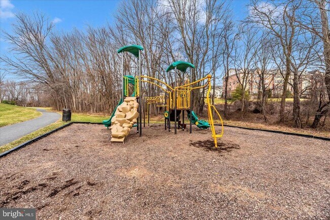 Building Photo - 3508 Connor Pl