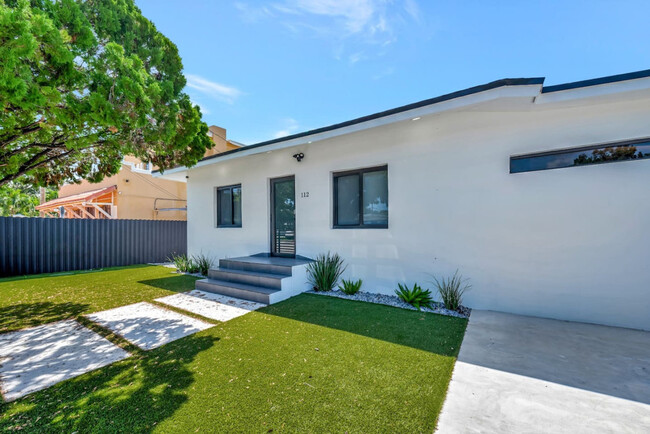 Building Photo - 112 NW 53rd St