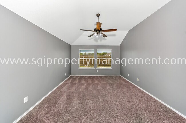 Building Photo - 413 Windy Hill Ln