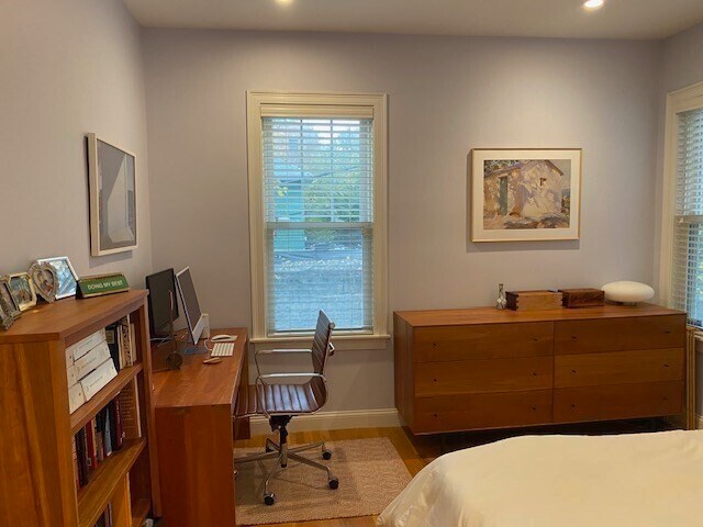 Building Photo - 85-87 Francis St