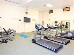 Building Photo - 215 Harvard St