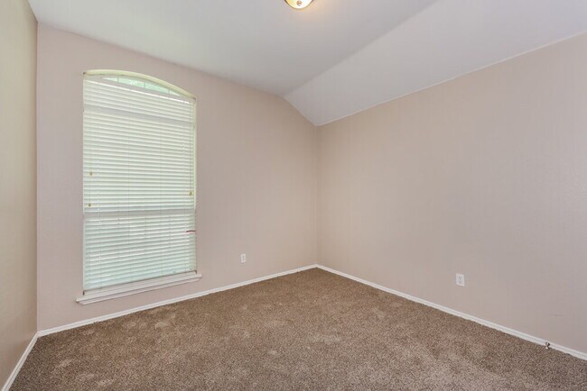 Building Photo - 1542 Reynolds St