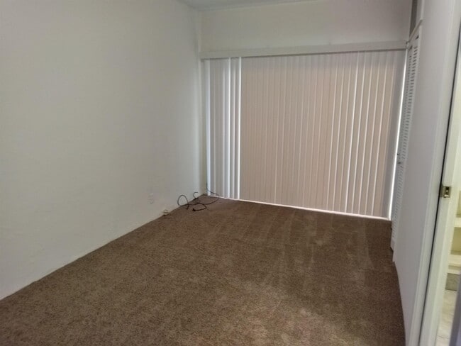 Building Photo - 1313 Curtis St