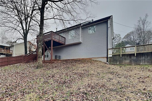 Building Photo - 35 Amber Trce