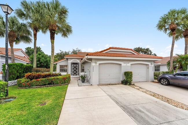 Building Photo - 8084 Summer Shores Dr