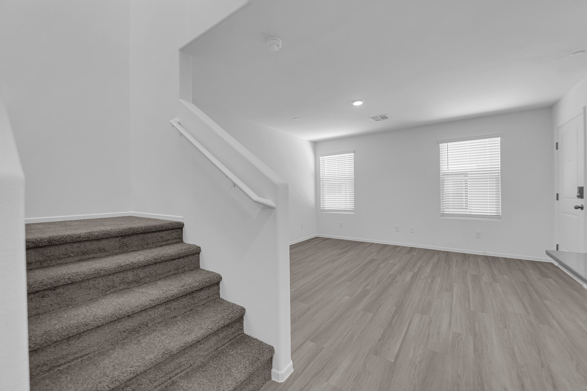 Building Photo - 9342 Soothing Sea St