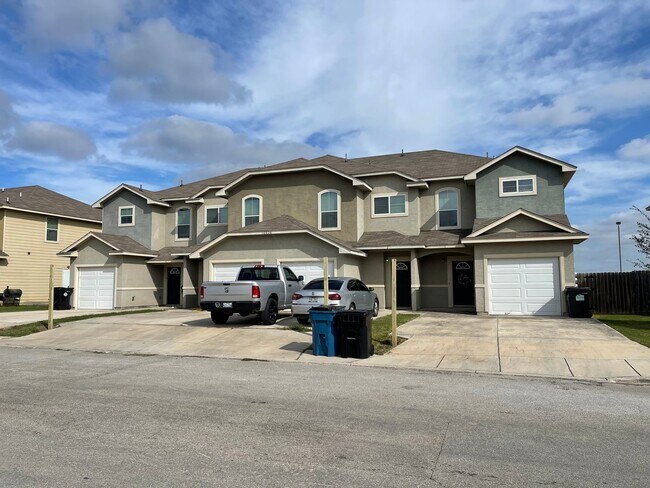 Primary Photo - Townhome for rent