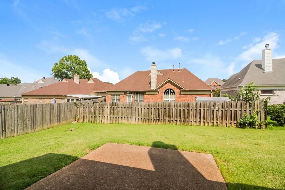 Building Photo - 4580 Covington Pike