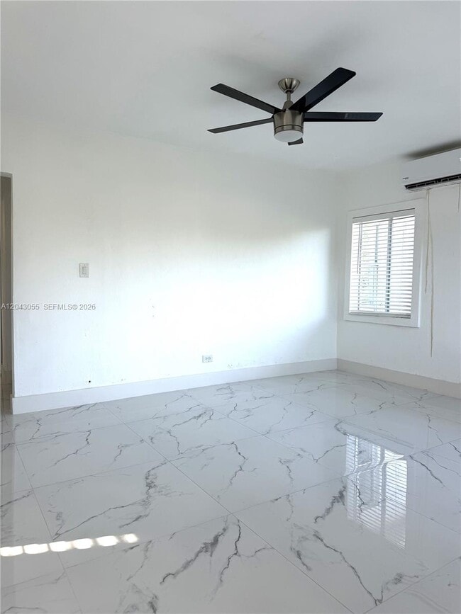 Building Photo - 1738 Marseille Dr