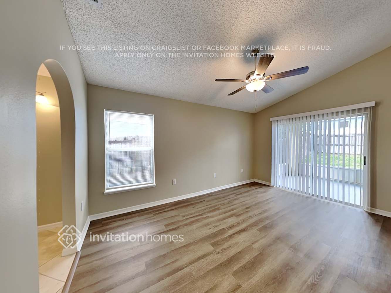 Building Photo - 16015 Buxley Ct