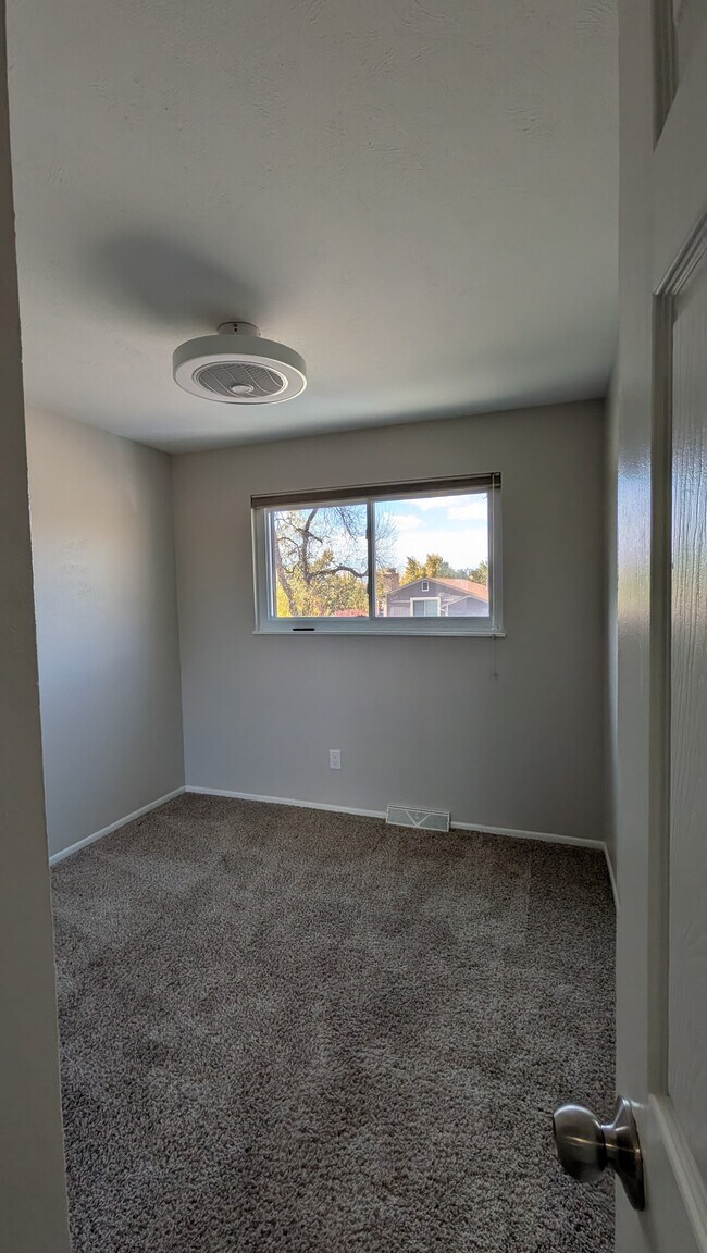 Building Photo - 8528 Ingalls Cir