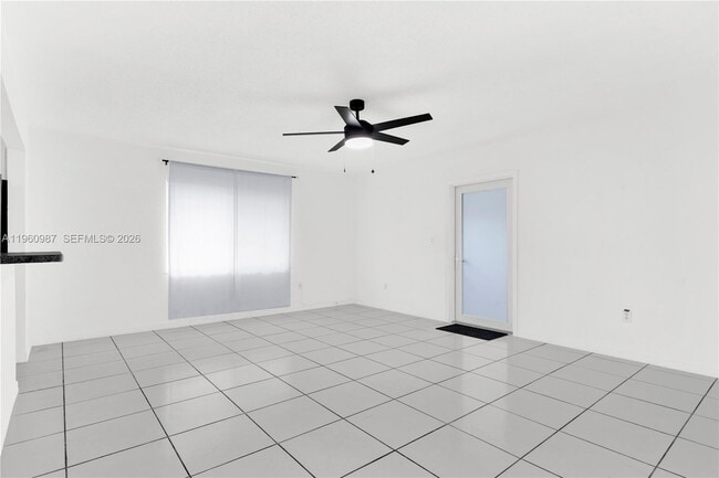 Building Photo - 630 SW 62nd Ave