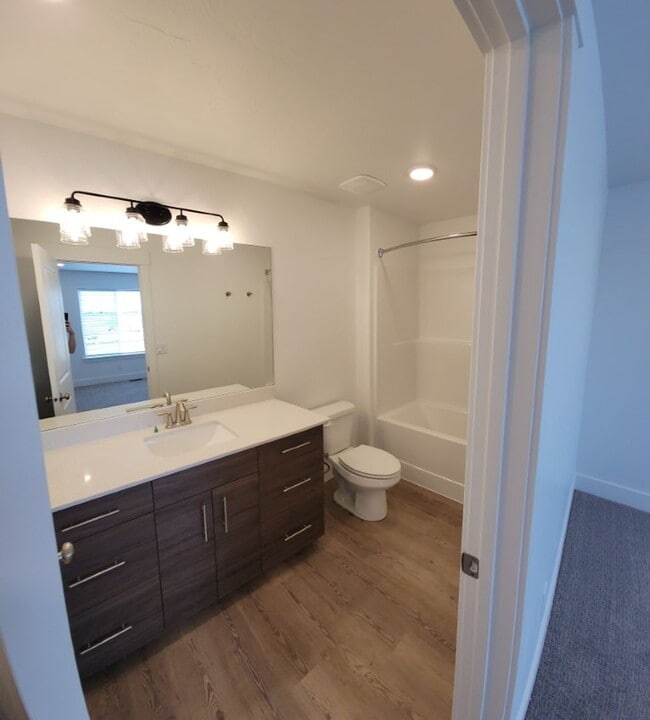 Building Photo - LEASE TAKEOVER In the highly sought after Summerfield Townhomes--3 bed, 2.5 baths