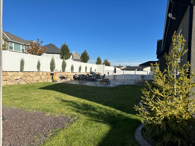 Building Photo - 8324 S Jayson Bend Dr