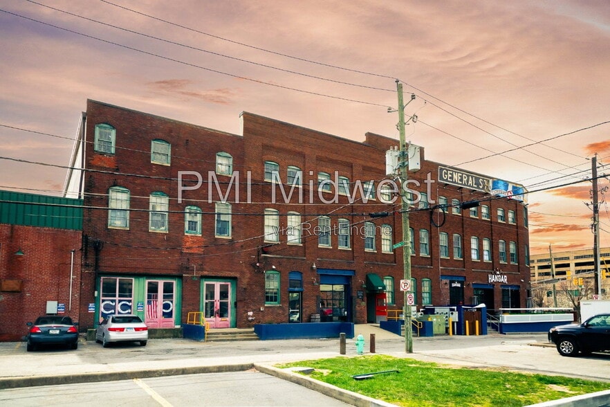 Building Photo - 501 Madison Ave
