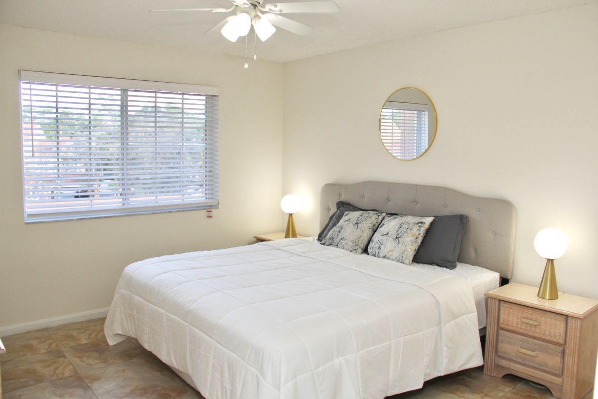 Building Photo - 1265 Wildwood Lakes Blvd