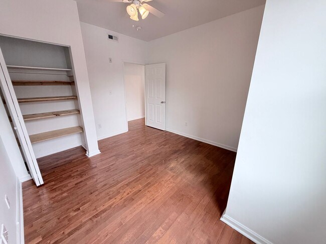 Building Photo - 601 N 39th St