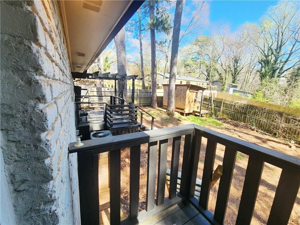 Building Photo - 3158 Cloverhurst Dr