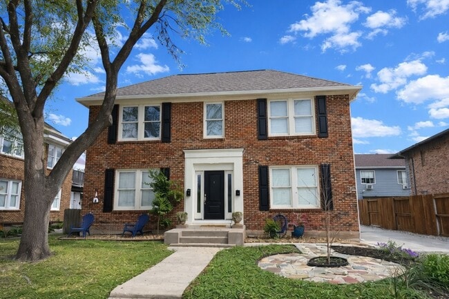 Building Photo - 1632 Bonnie Brae St