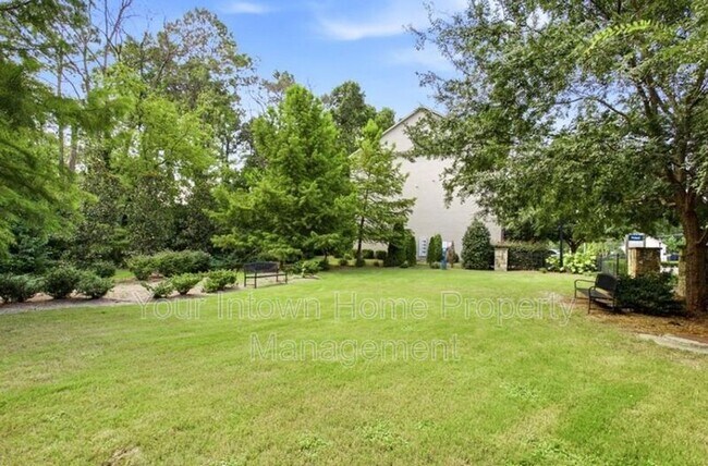Building Photo - 1896 Skyfall Cir