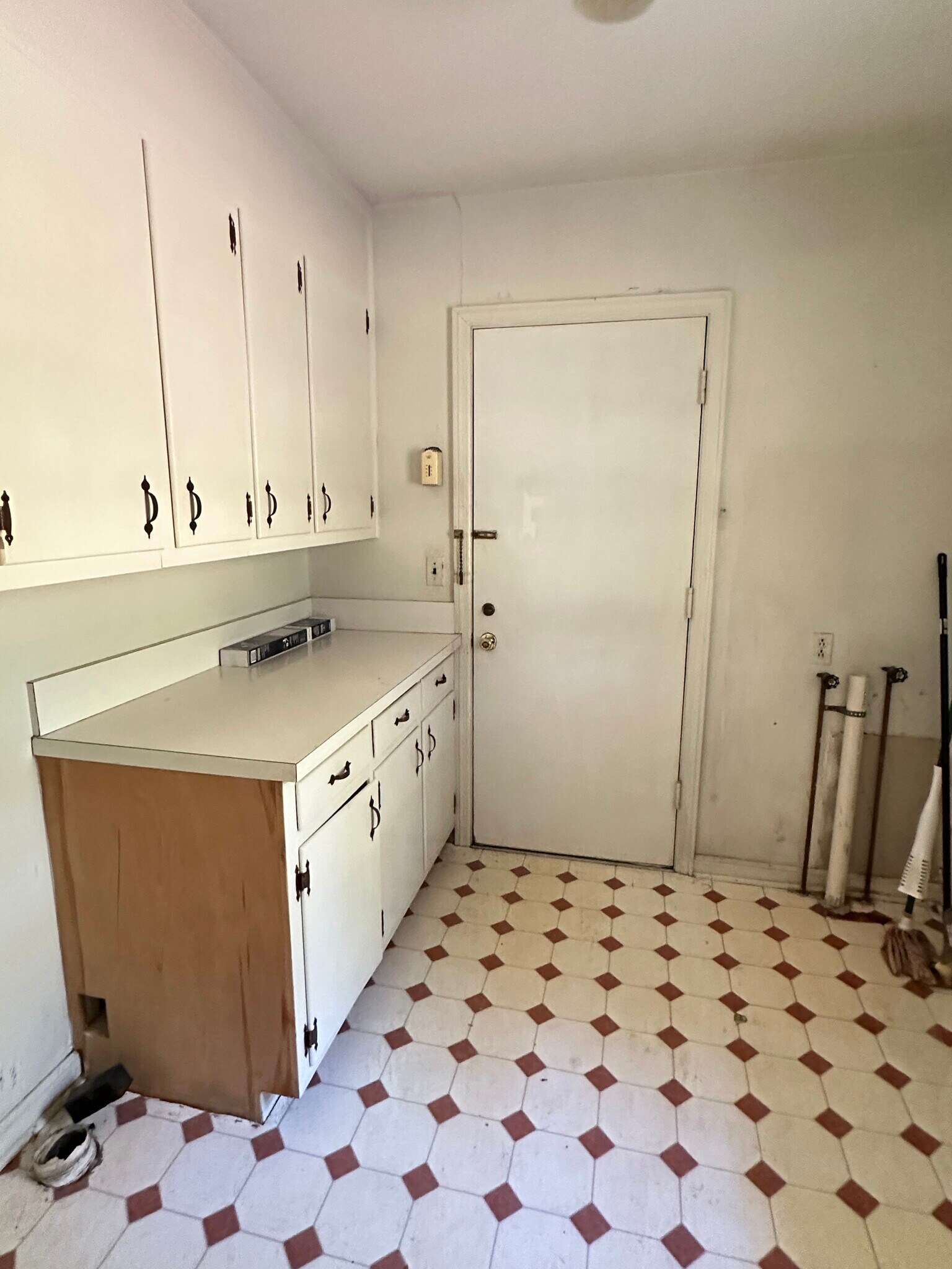 Laundry room - 309 Tyne Ave