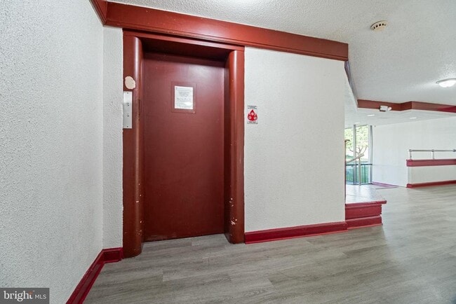 Building Photo - 1822 Metzerott Rd