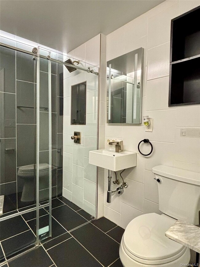 Building Photo - 12 Granada Crescent