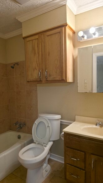 Building Photo - 2807 Jody Ln