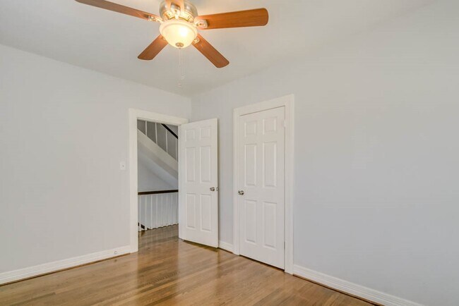 Building Photo - 3321 Charleston St