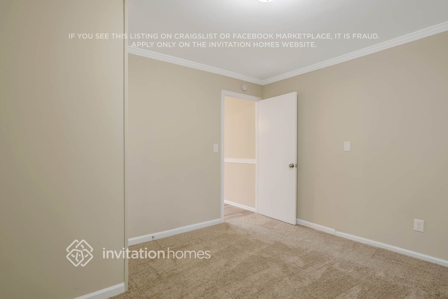 Building Photo - 1006 Chapman Cir