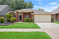 Building Photo - 16014 Lakestone Dr
