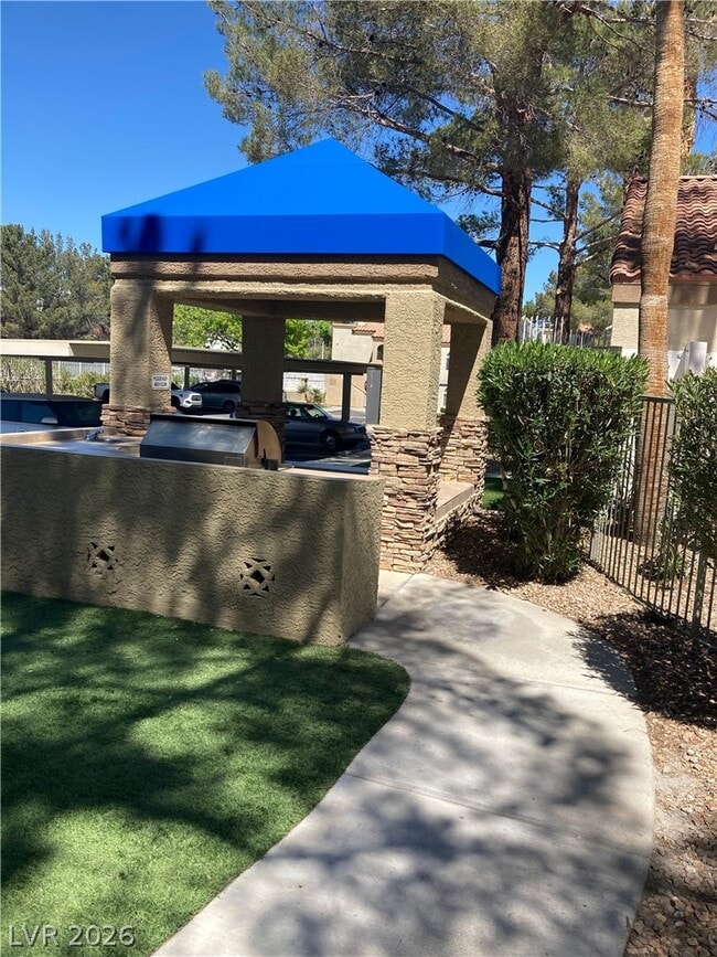 Building Photo - 3145 E Flamingo Rd
