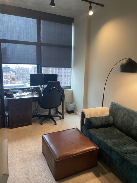 2nd Bedroom / Office - 235 W Van Buren St