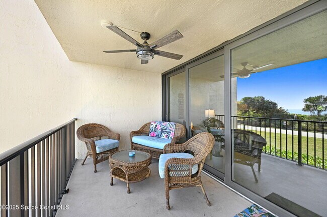 Building Photo - 1101 S Miramar Ave