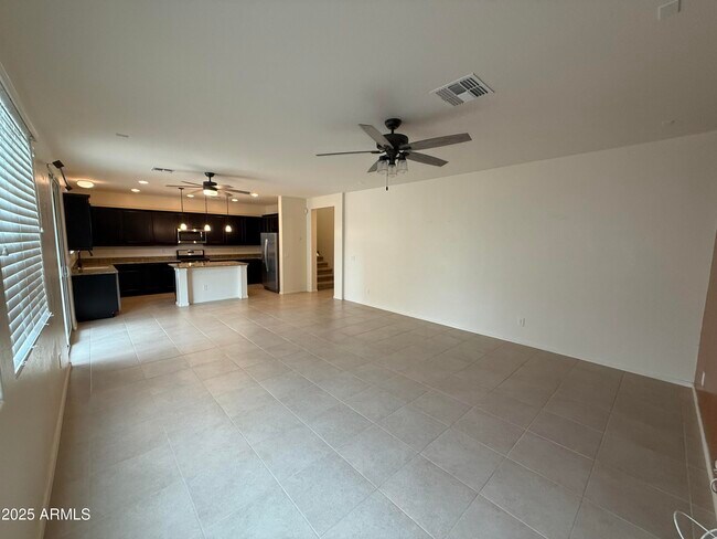 Building Photo - 12038 W Briles Rd