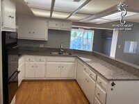 Building Photo - 367