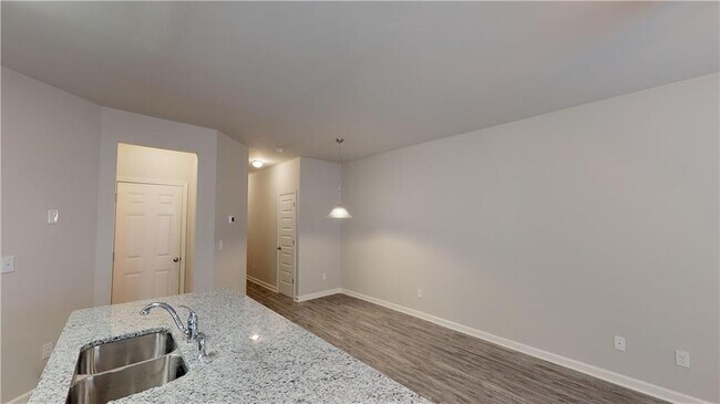Building Photo - 4048 Kingsbrook Blvd