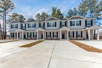 Building Photo - 226 St Catherines Ct